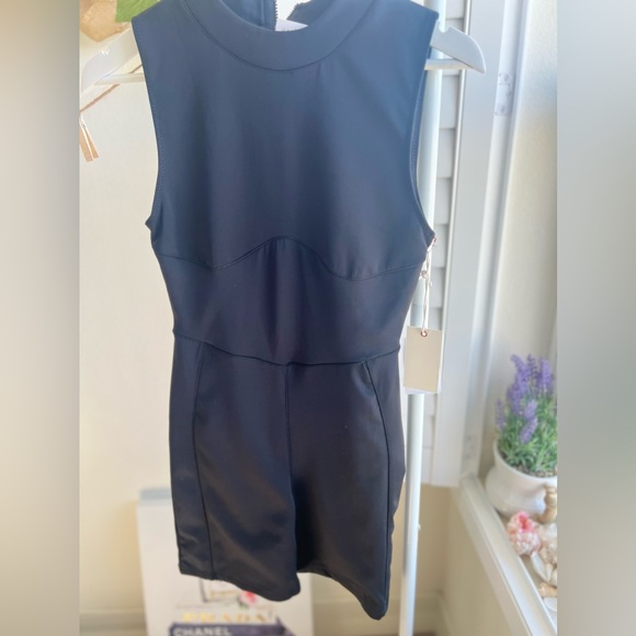 Good American - Picture 3 of 10